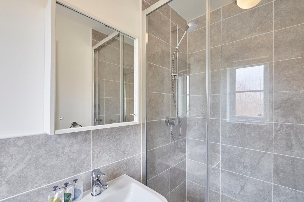 Host & Stay - Cayton Bay Cottage Exteriér fotografie